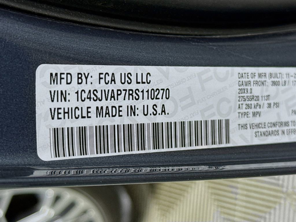 Used 2024 Jeep Wagoneer 4WD w/ Premium Group I image 40