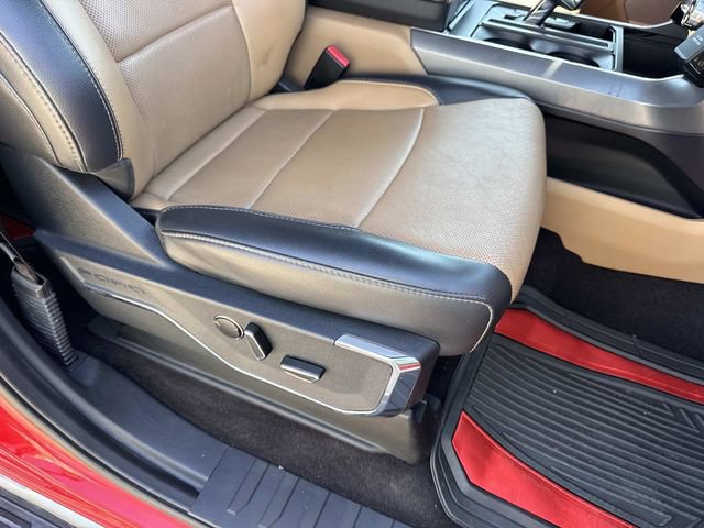 Used 2021 Ford F150 Lariat w/ Max Trailer Tow Package image 15