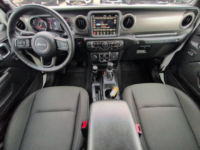 Used 2022 Jeep Wrangler Unlimited Sport AWD/4WD image 14