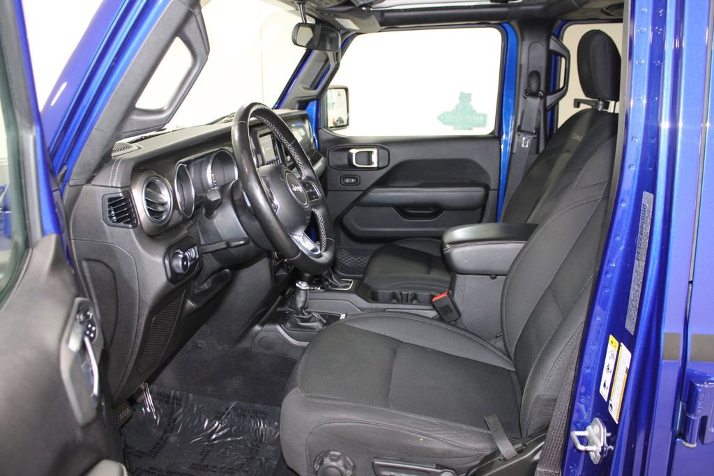 Used 2020 Jeep Wrangler Unlimited Sahara w/ LED Lighting Group image 22