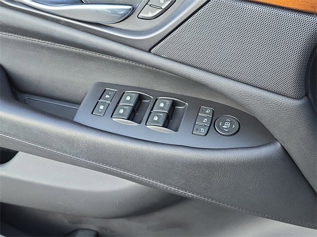 Used 2020 Cadillac Escalade Luxury w/ LPO, Radiant Package image 31