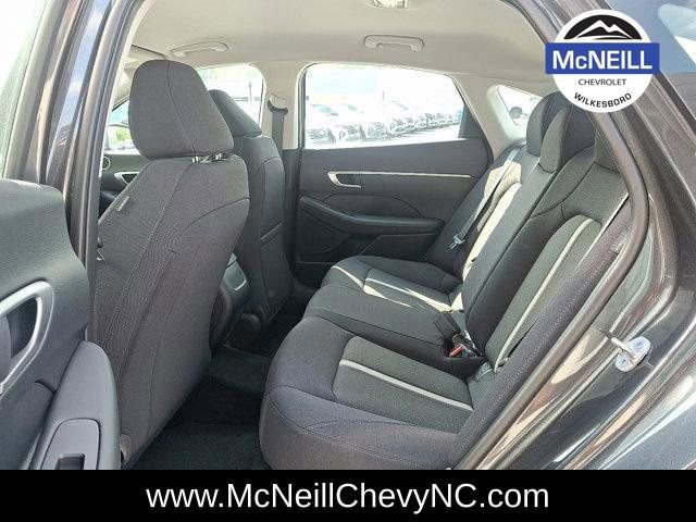 Used 2025 Hyundai Sonata SE image 5