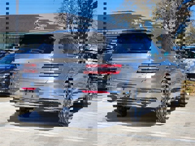 Used 2025 Genesis GV80 2.5T Prestige image 3