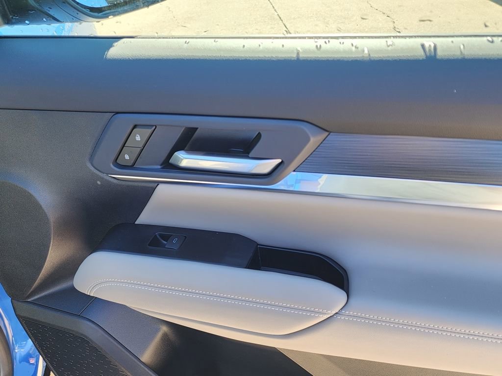 New 2026 GMC Terrain Elevation w/ Elevation Premium Package image 37