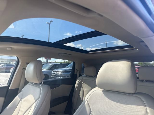 Used 2016 Lincoln MKX Reserve w/ Technology Package AWD/4WD image 29