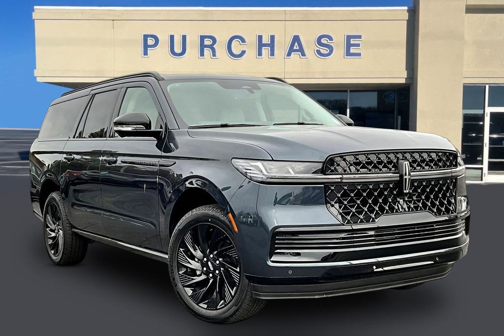 New 2026 Lincoln Navigator L Reserve w/ Jet Appearance Package