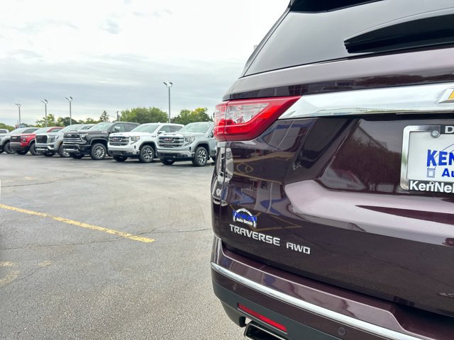 Used 2019 Chevrolet Traverse Premier w/ LPO, Floor Liner Package AWD/4WD image 9