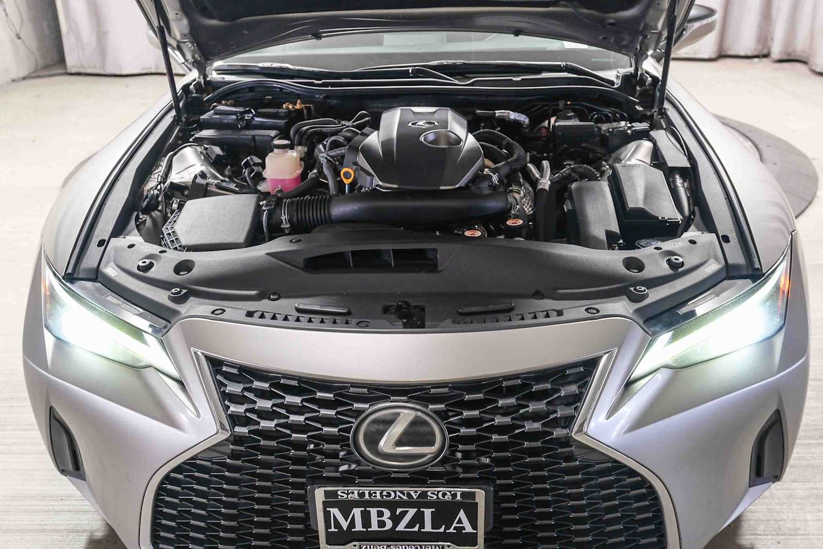 Used 2021 Lexus IS 300 w/ Accessory Package RWD image 32