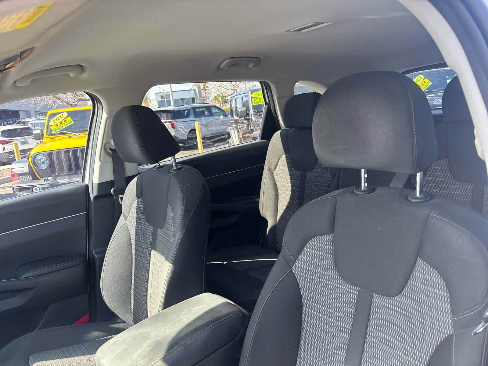 Used 2023 Kia Sorento LX image 14