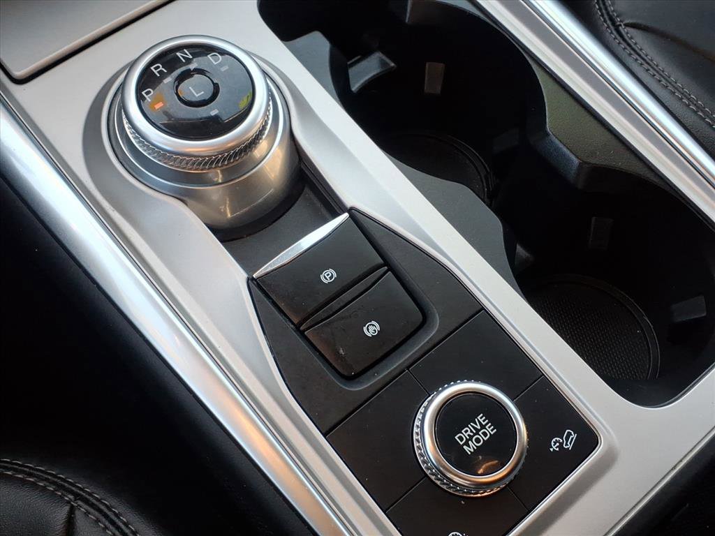 Certified 2023 Ford Explorer XLT w/ Equipment Group 202A image 28