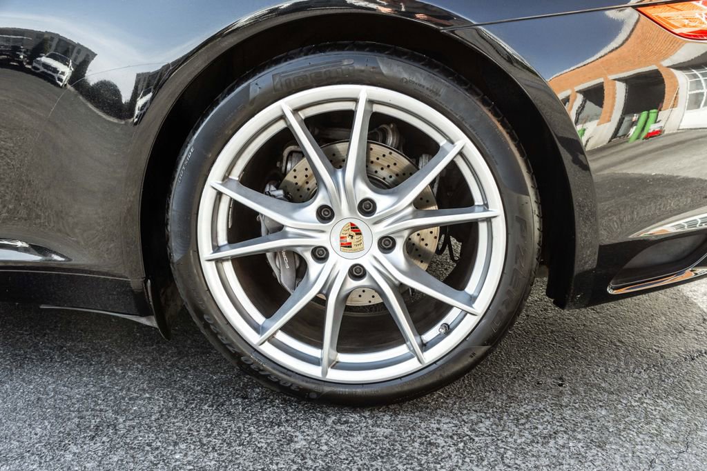 Used 2018 Porsche 911 Carrera image 33