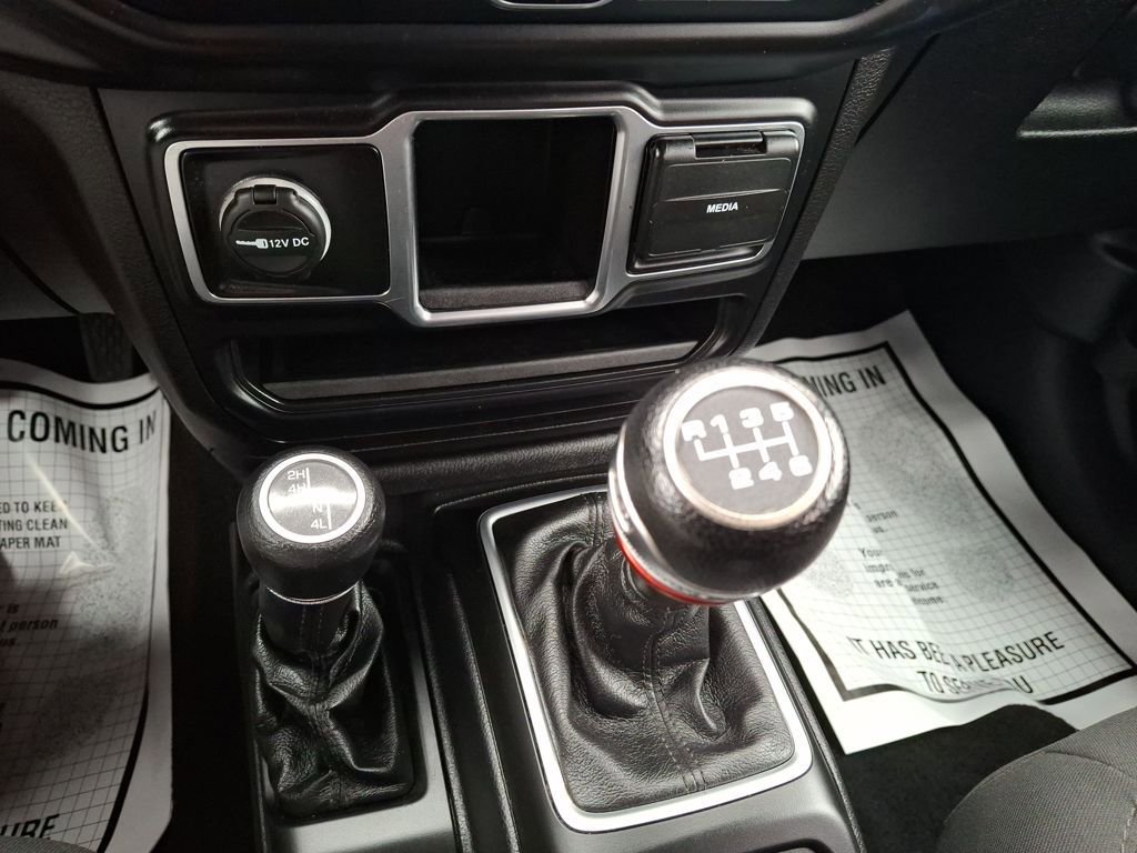 Used 2020 Jeep Wrangler Sport image 18