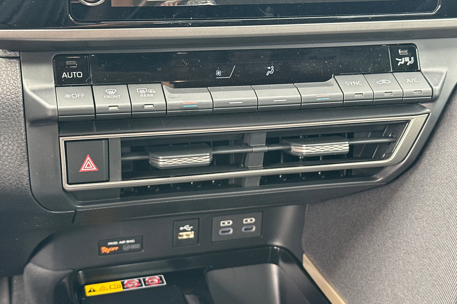 New 2026 Toyota Camry LE image 17