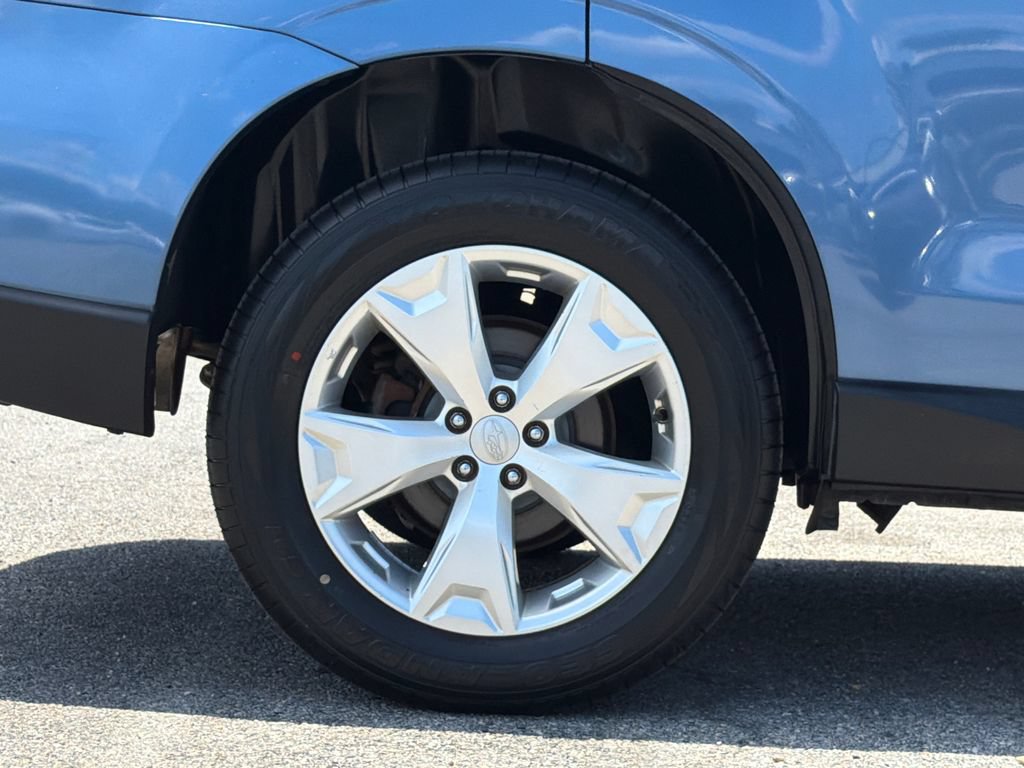 Used 2015 Subaru Forester 2.5i Premium w/ All-Weather Package AWD/4WD image 6