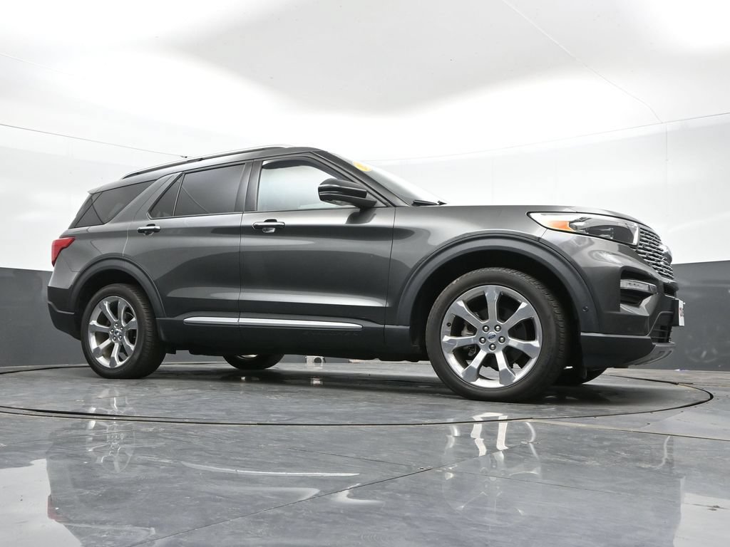 Used 2020 Ford Explorer Platinum w/ Premium Technology Package AWD/4WD image 43