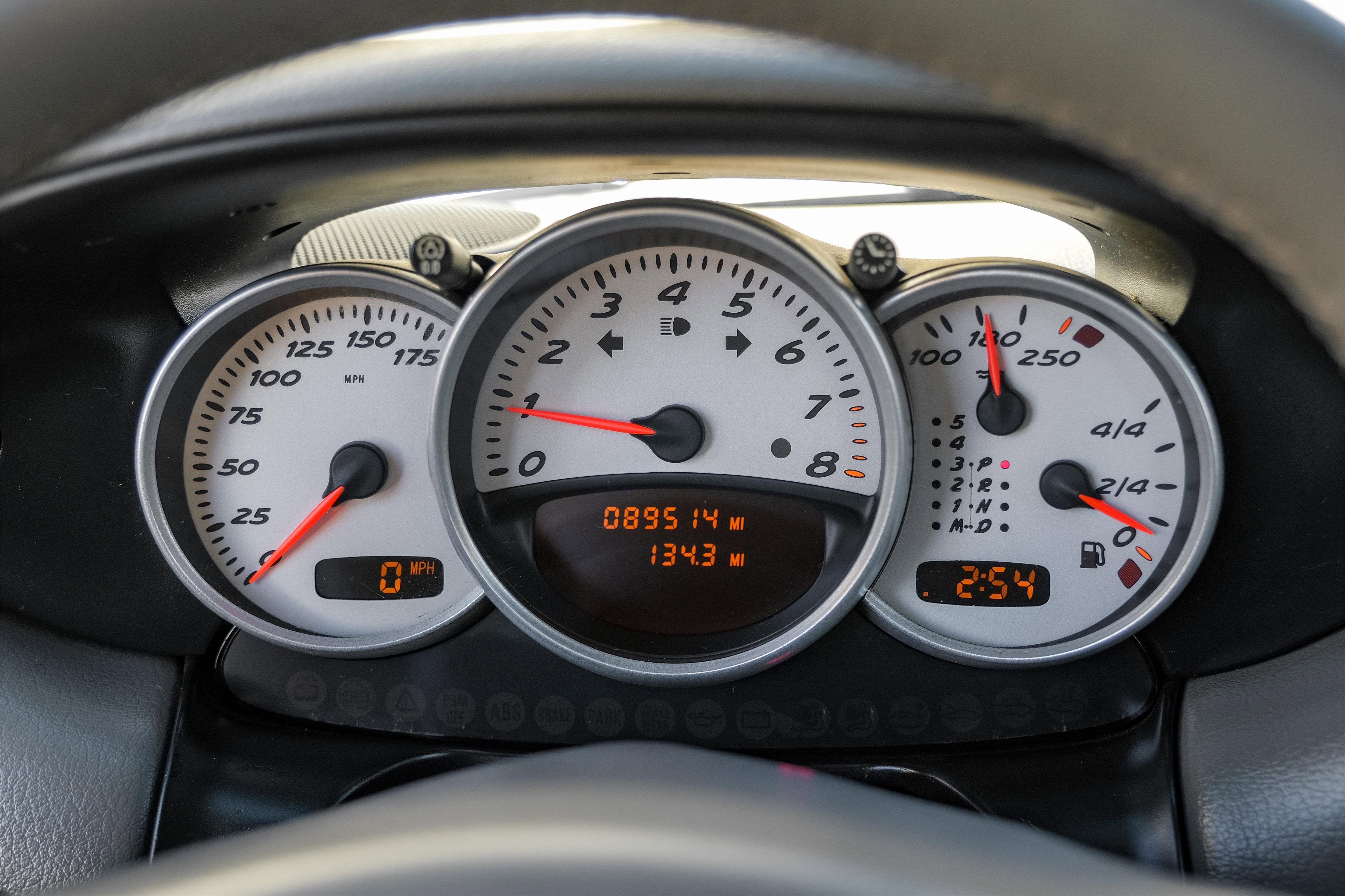 Used 2003 Porsche Boxster S image 16