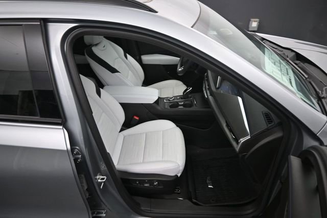 Used 2024 Cadillac XT4 Sport AWD/4WD image 11
