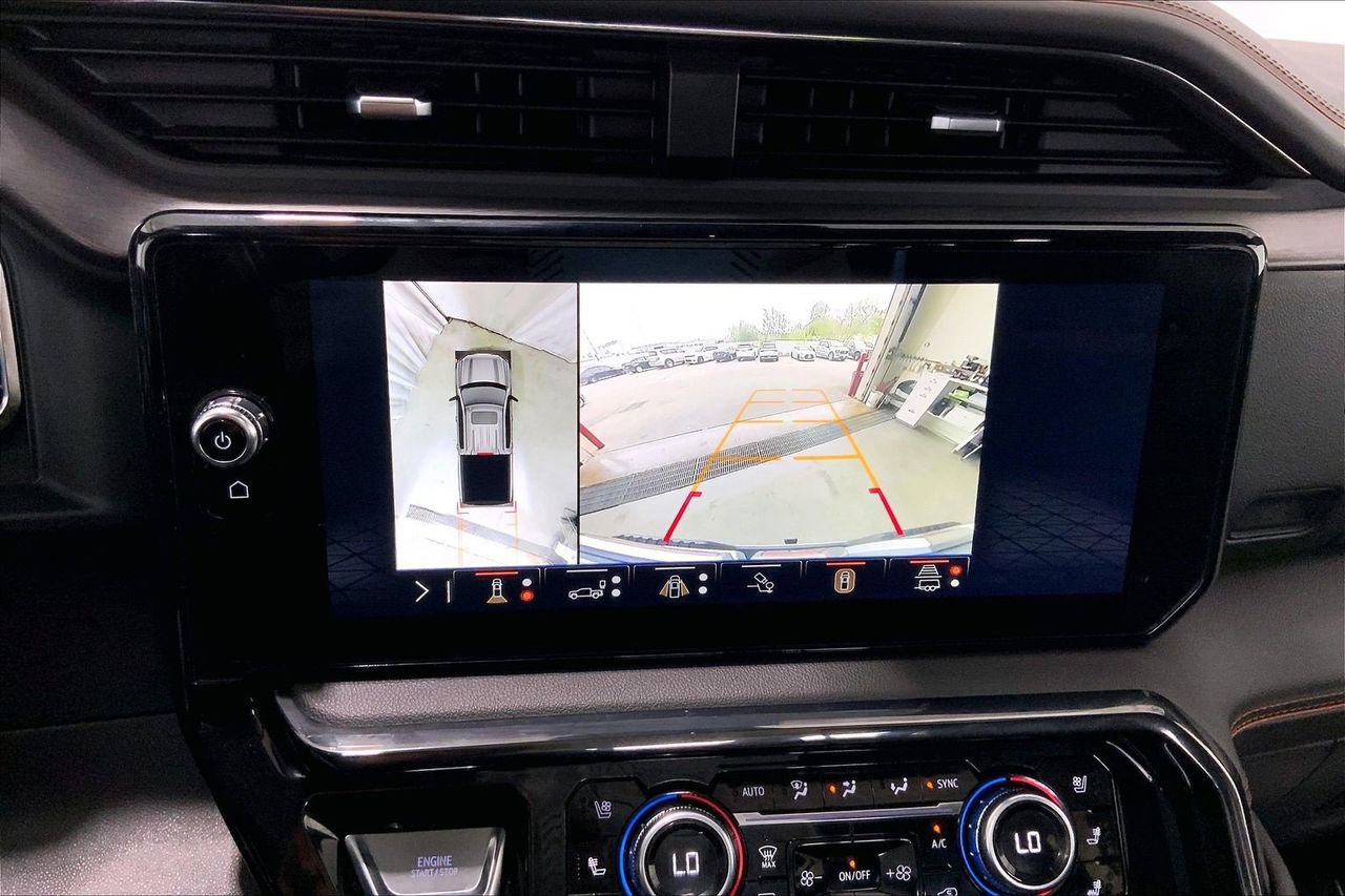 Used 2024 GMC Sierra 1500 AT4 w/ Technology Package image 24