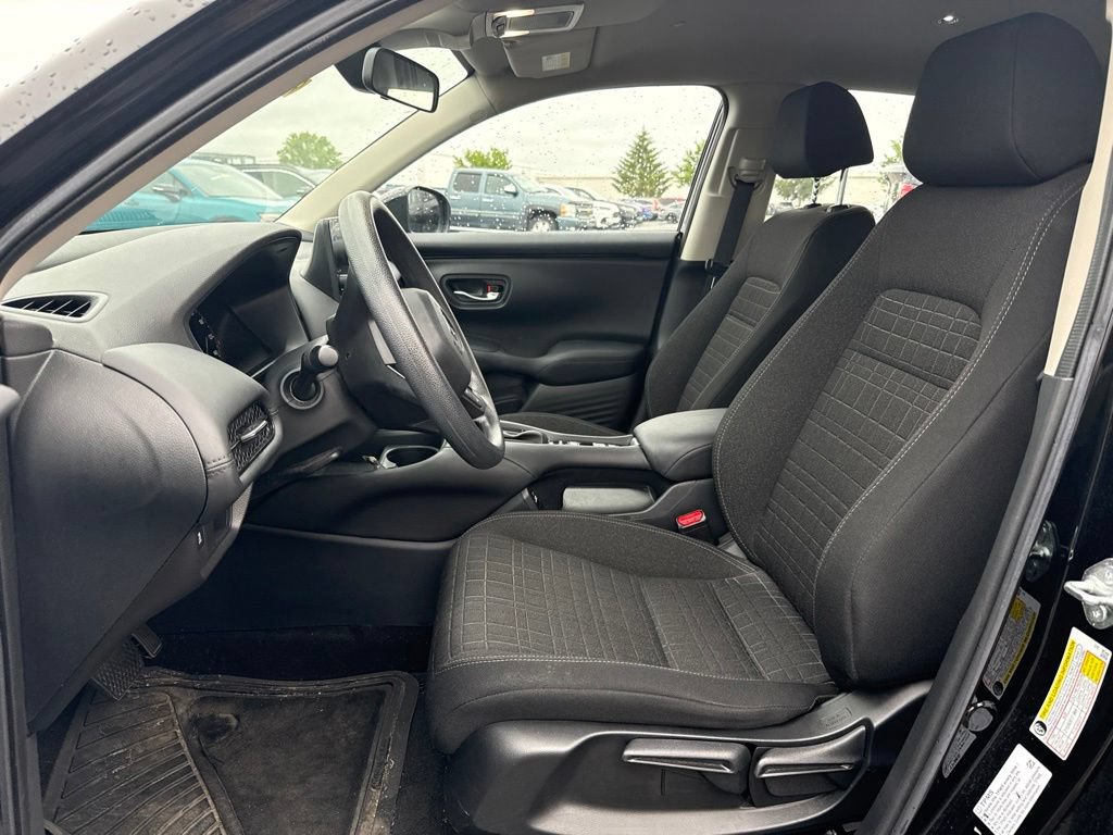 Used 2023 Honda HR-V LX image 16