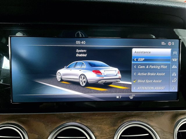 Used 2017 Mercedes-Benz E 300 image 24