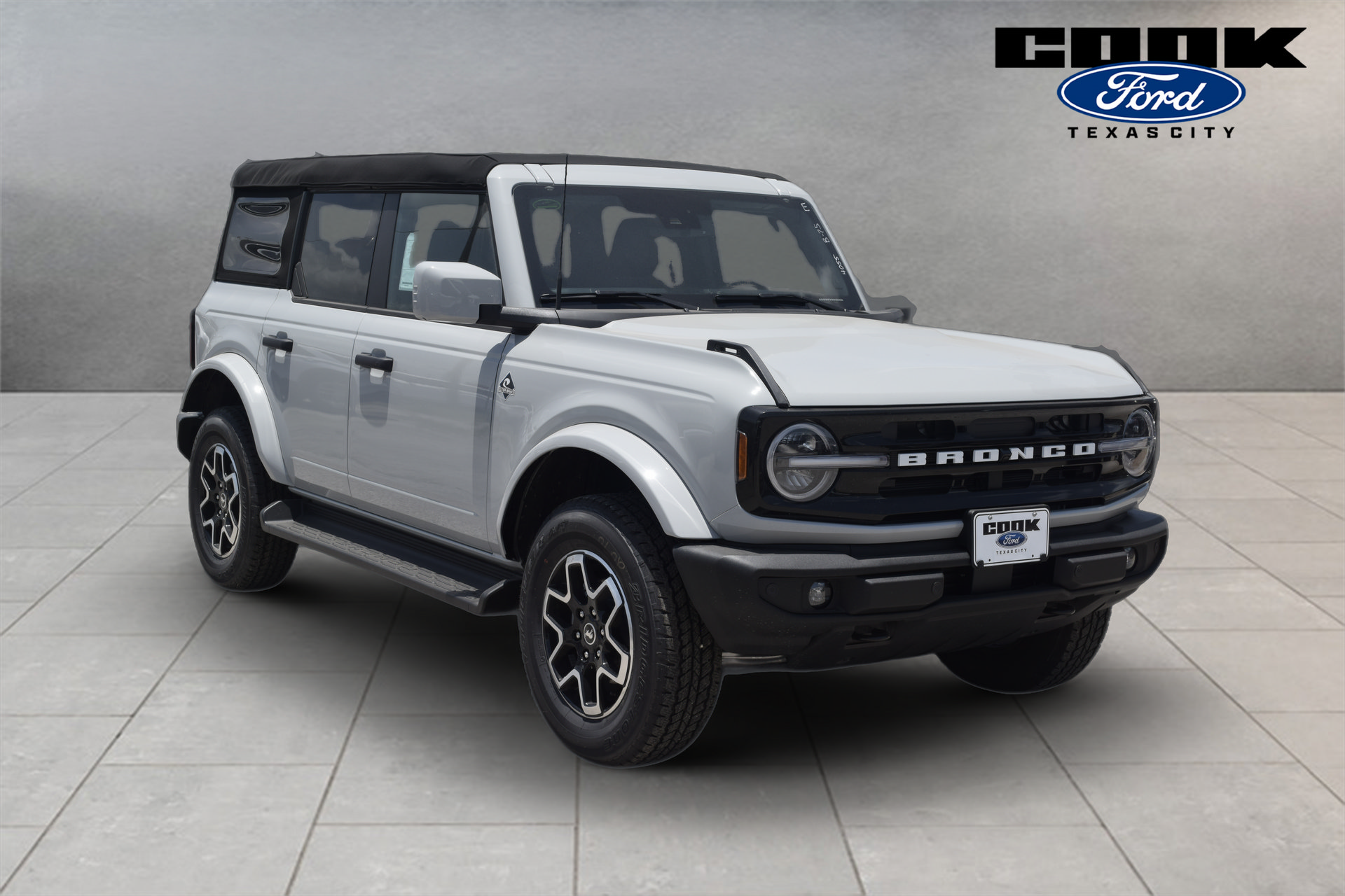 New 2026 Ford Bronco Outer Banks AWD/4WD image 2