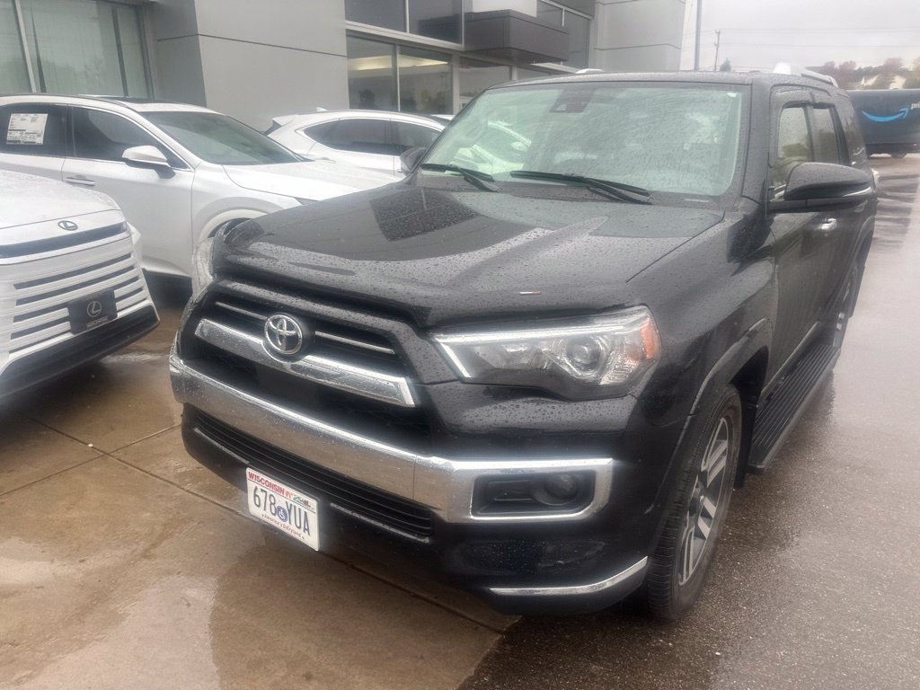 Used 2021 Toyota 4Runner Limited AWD/4WD image 2