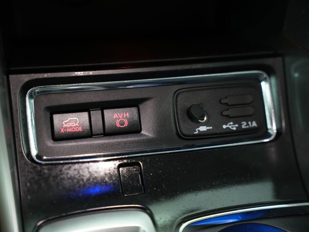 Used 2022 Subaru Ascent Limited image 30