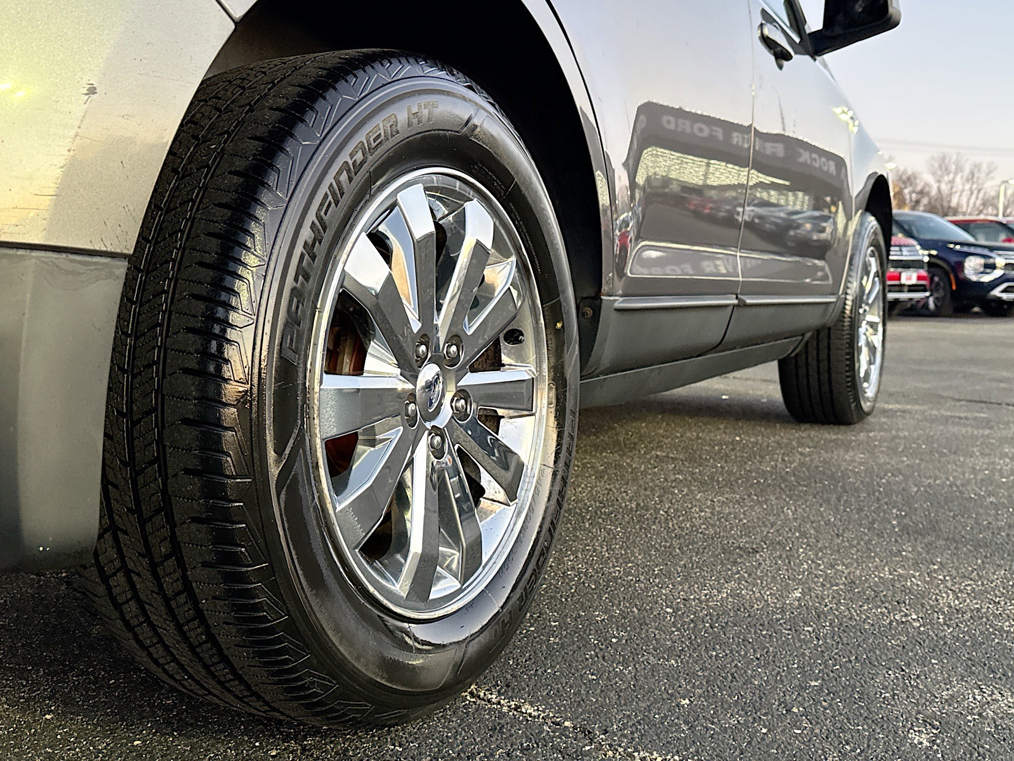 Used 2010 Ford Edge SEL image 14