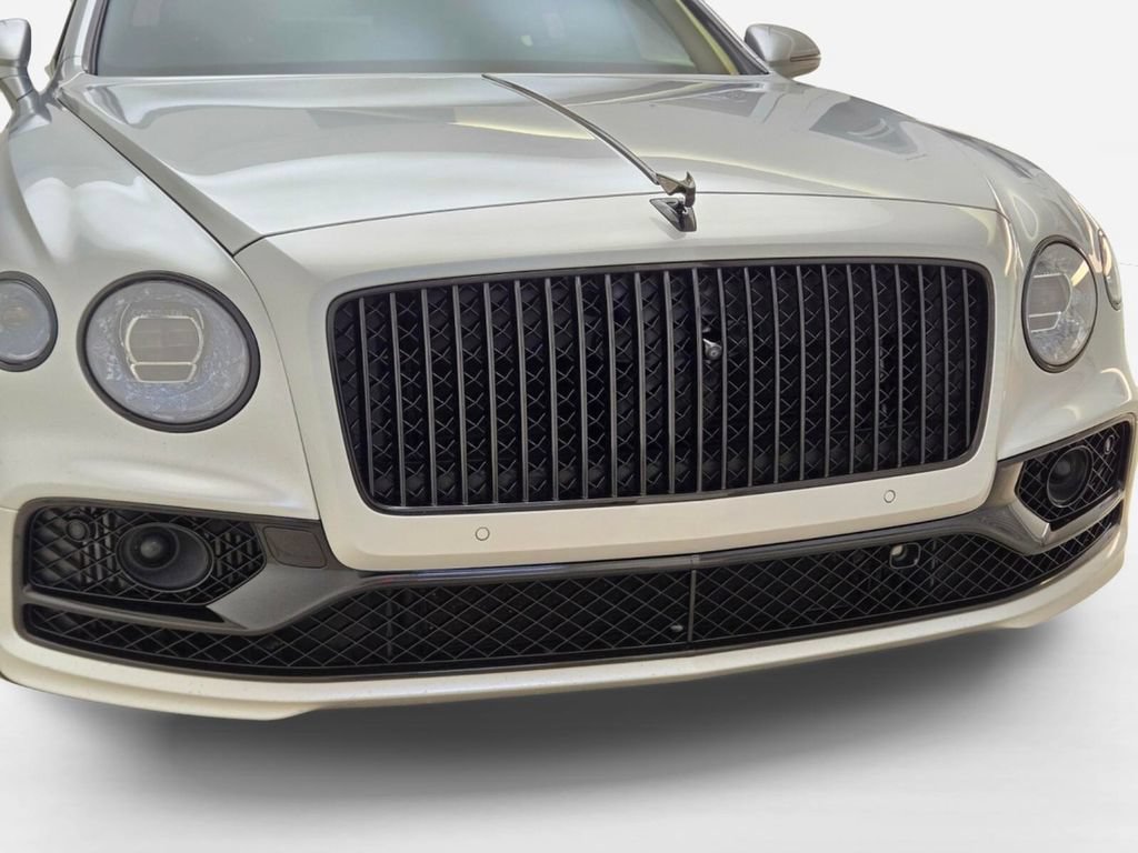 Used 2021 Bentley Flying Spur V8 AWD/4WD image 9