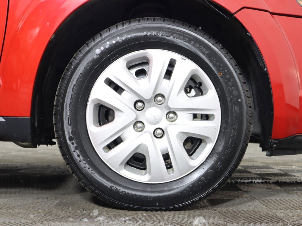 Used 2019 Dodge Journey SE image 36