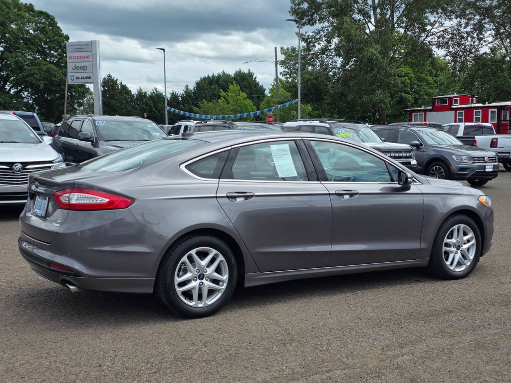 Used 2014 Ford Fusion SE w/ Equipment Group 202A FWD image 27