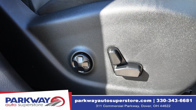 Used 2019 Jeep Cherokee Limited AWD/4WD image 21