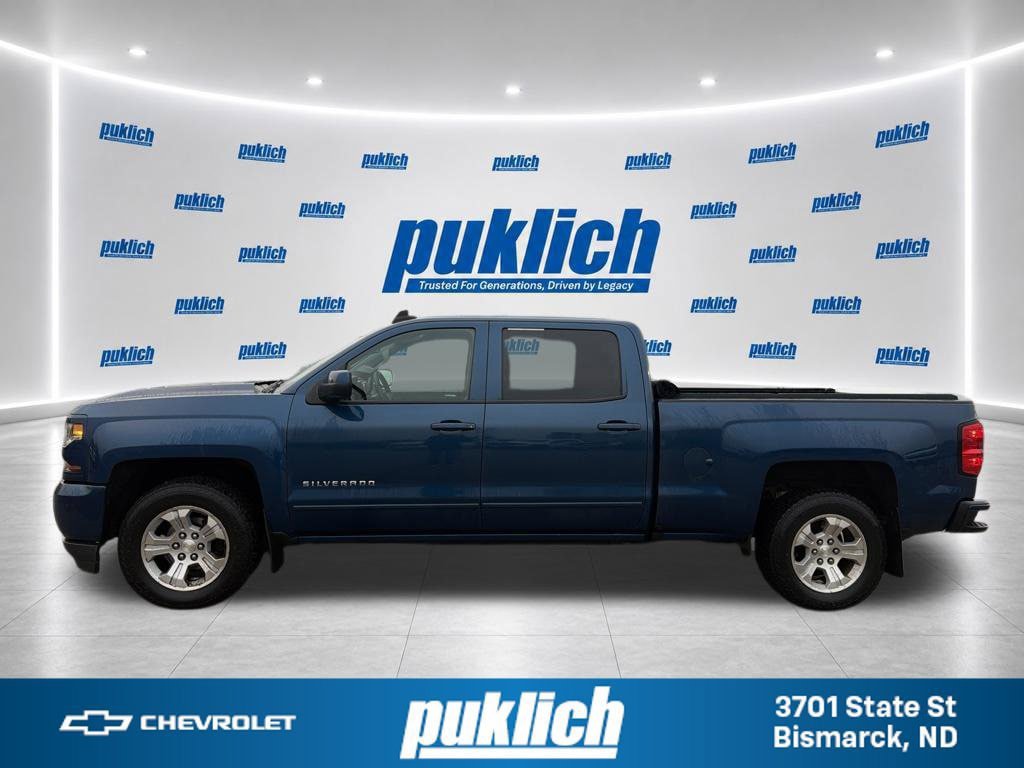 Used 2017 Chevrolet Silverado 1500 LT w/ All Star Edition AWD/4WD image 4
