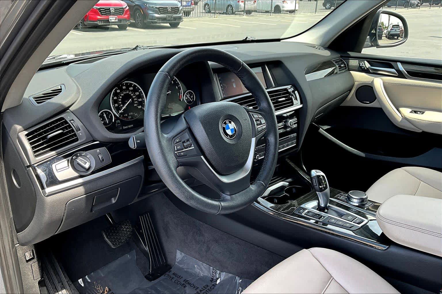 Used 2017 BMW X3 xDrive28i image 17
