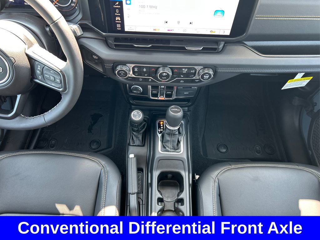 New 2025 Jeep Gladiator Sport w/ Premium Package image 24