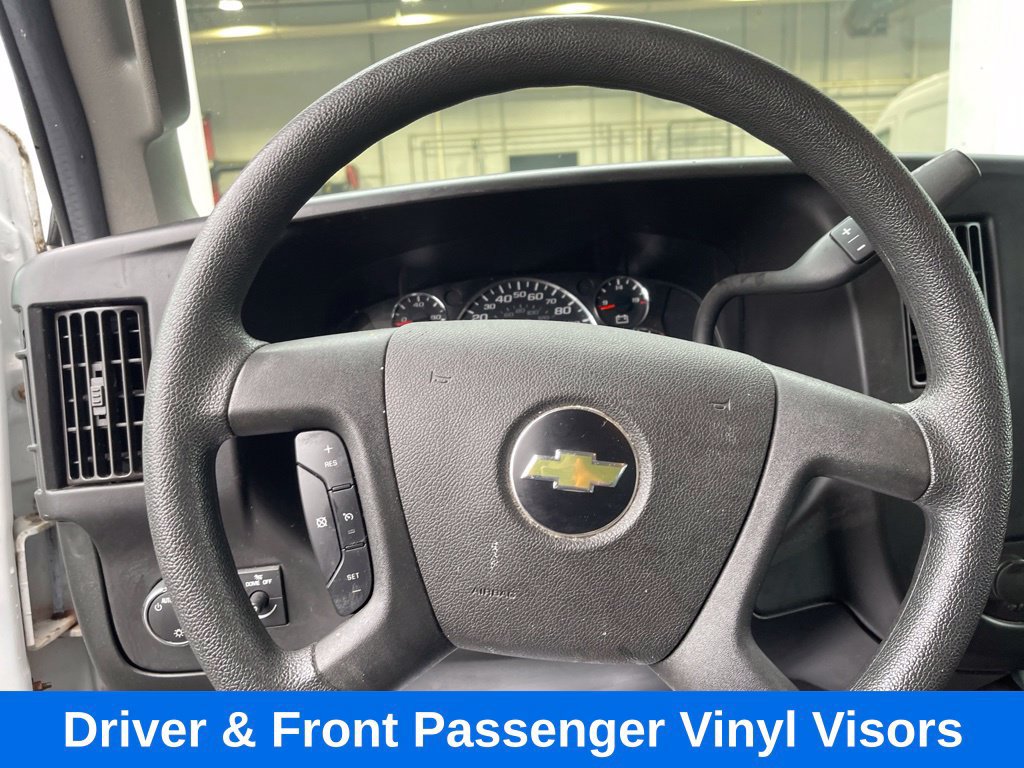 Used 2018 Chevrolet Express 2500 RWD image 15