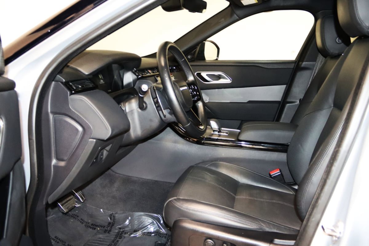 Used 2025 Land Rover Range Rover Velar Dynamic SE AWD/4WD image 34