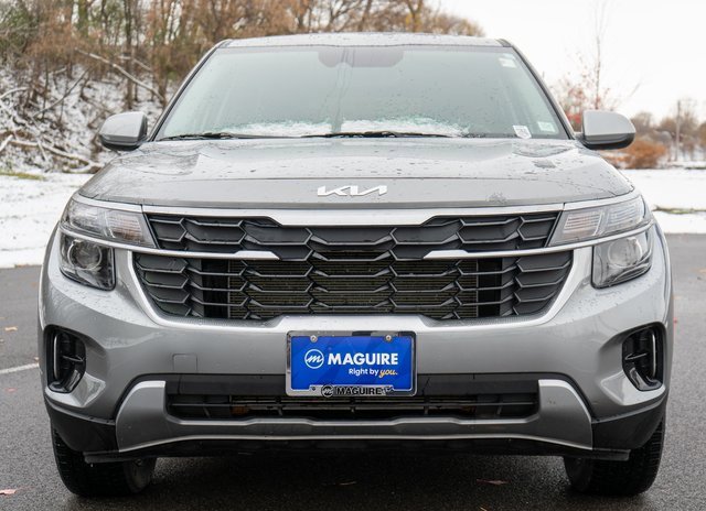 Used 2024 Kia Seltos LX image 3