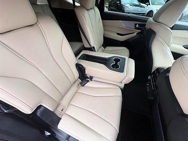 Used 2023 Acura MDX FWD w/ Technology Package image 45