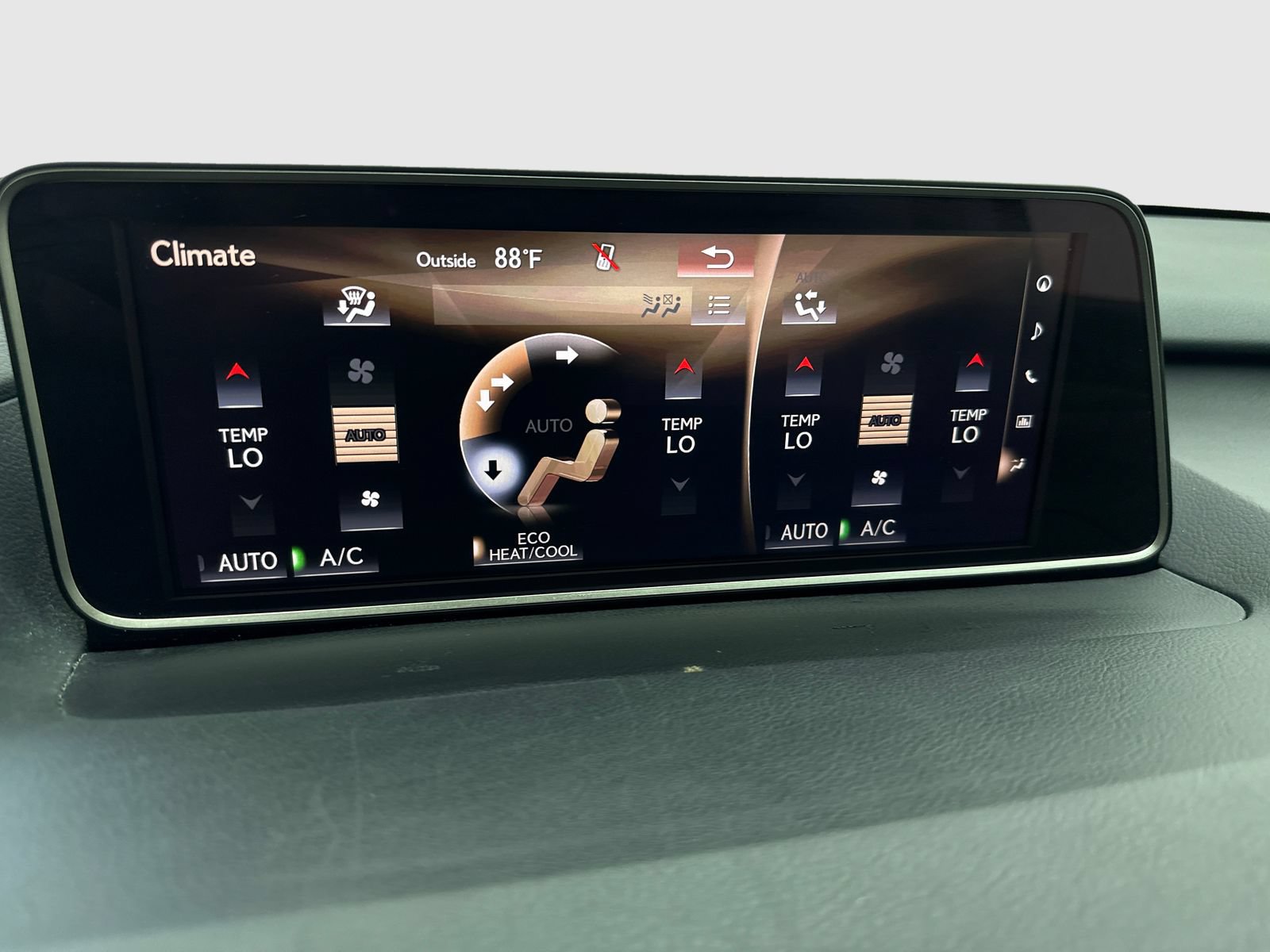 Used 2018 Lexus RX 450h AWD w/ Premium Package image 28