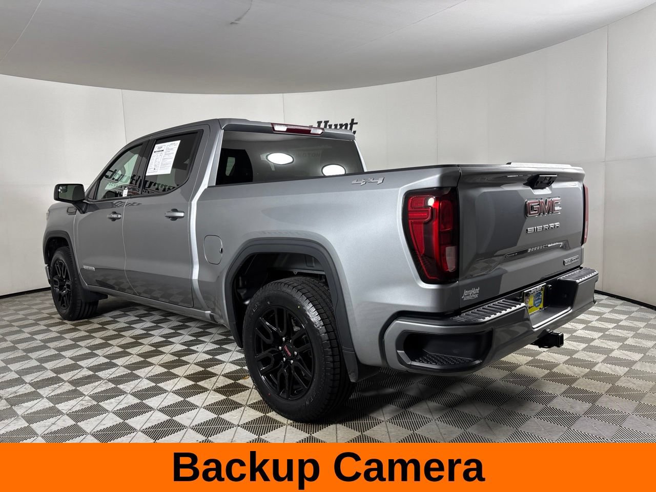 Used 2024 GMC Sierra 1500 Elevation AWD/4WD image 8
