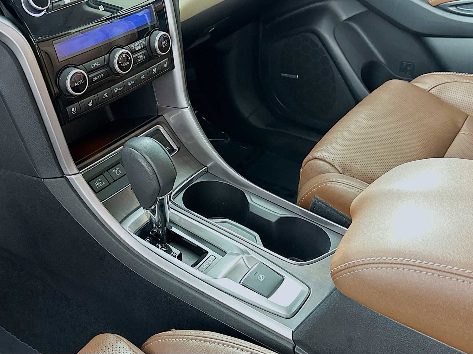 Used 2020 Subaru Ascent Touring w/ Popular Package #2A image 16