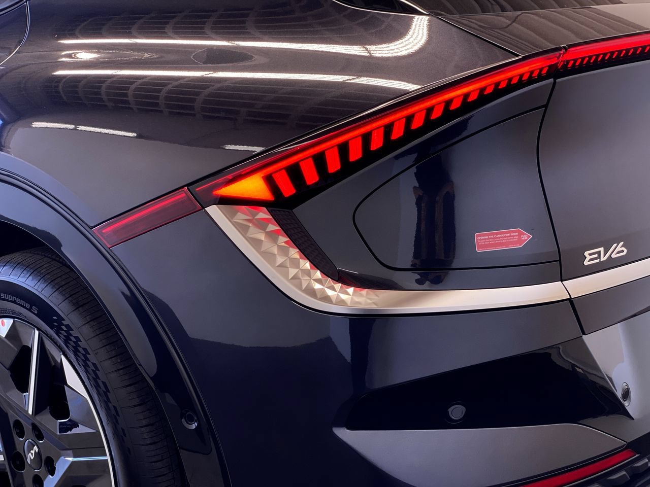 New 2026 Kia EV6 Wind RWD image 9