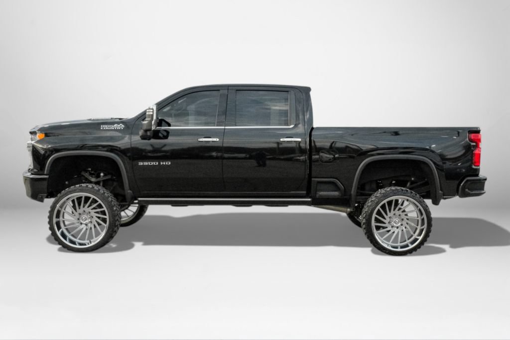Used 2023 Chevrolet Silverado 3500 High Country w/ Z71 Off-Road Package AWD/4WD image 9