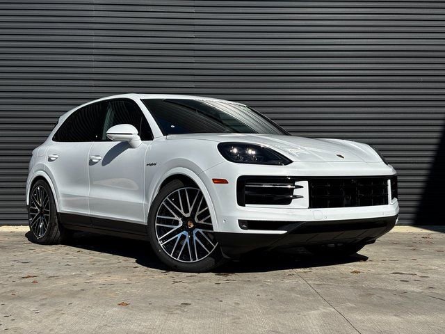 New 2026 Porsche Cayenne E-Hybrid image 9