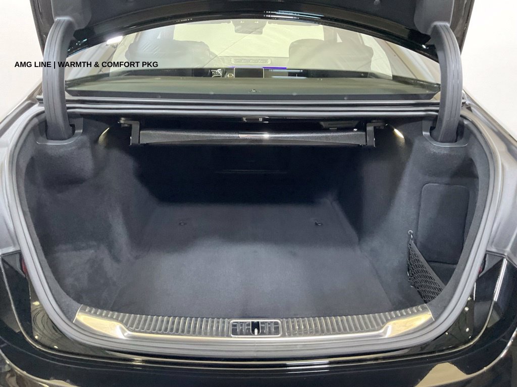 Used 2022 Mercedes-Benz S 580 4MATIC Sedan w/ AMG Line Package image 16