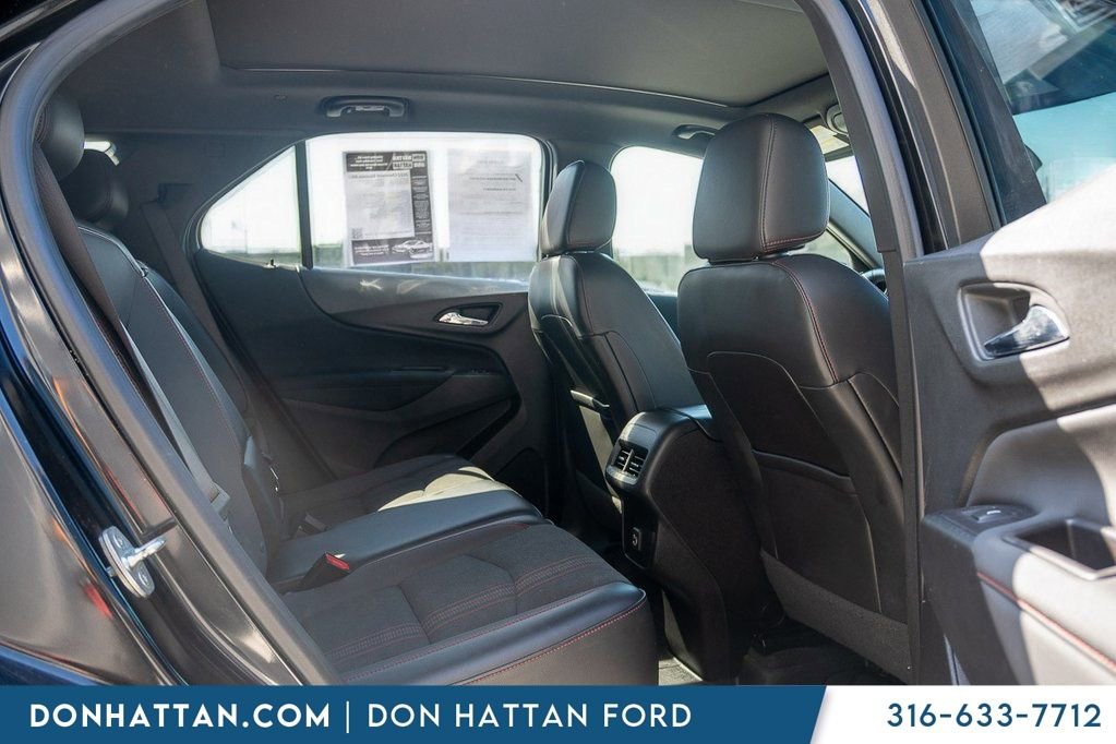 Used 2022 Chevrolet Equinox RS w/ LPO, Floor Liner Package image 21