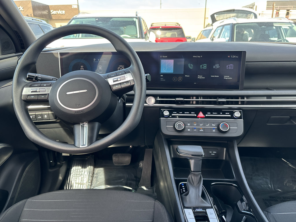 Certified 2025 Hyundai Santa Cruz SE AWD/4WD image 9