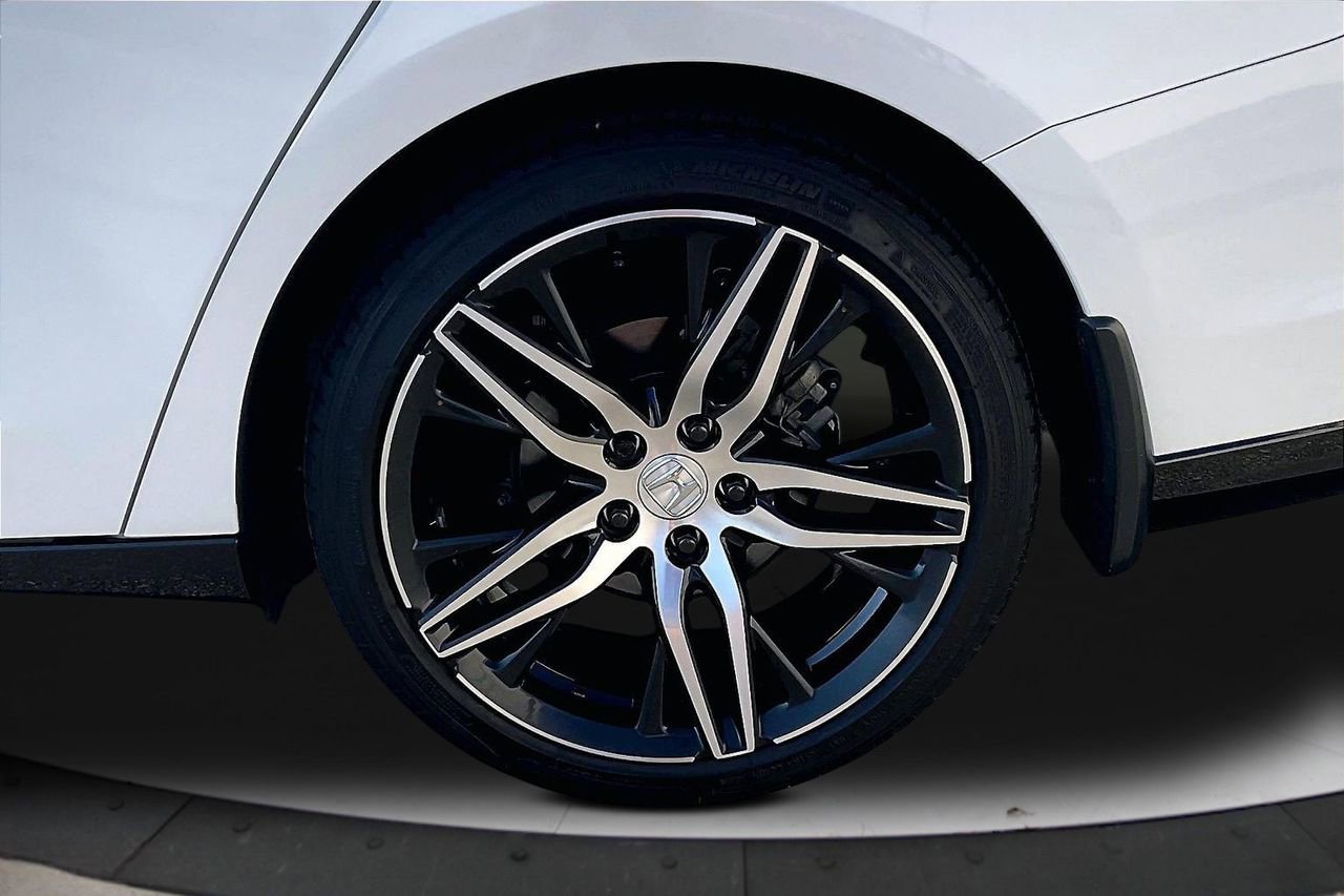 Used 2024 Honda Accord Touring image 37