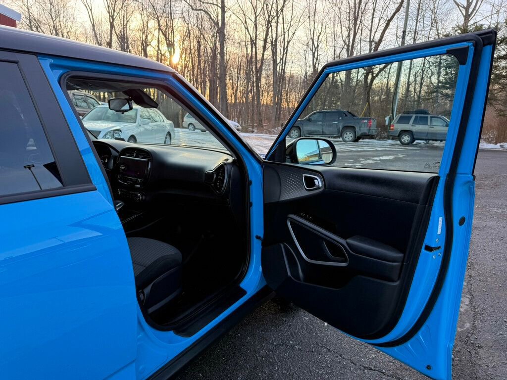 Used 2023 Kia Soul S image 39